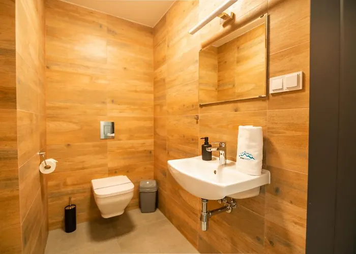 Invest Centrum Park 7 *