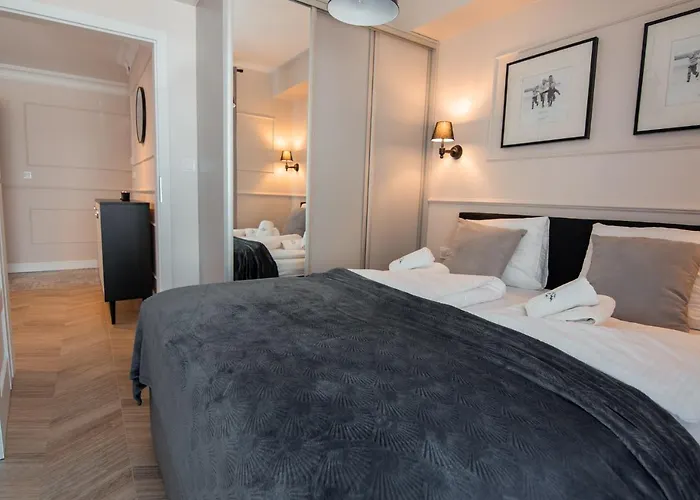 Invest Centrum Park 7