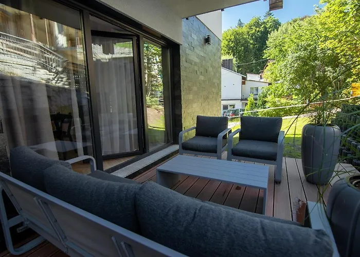 Invest Centrum Park 7 斯克拉斯卡波伦巴